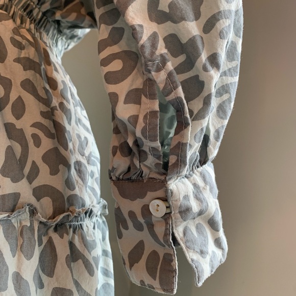 Sage Green Balloon Sleeve Ruffled Leopard Print Dress Size Small - Picture 11 of 12